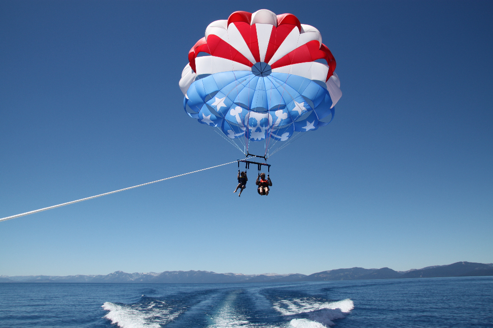 Parasailing In the Algarve - fun boat trip algarve